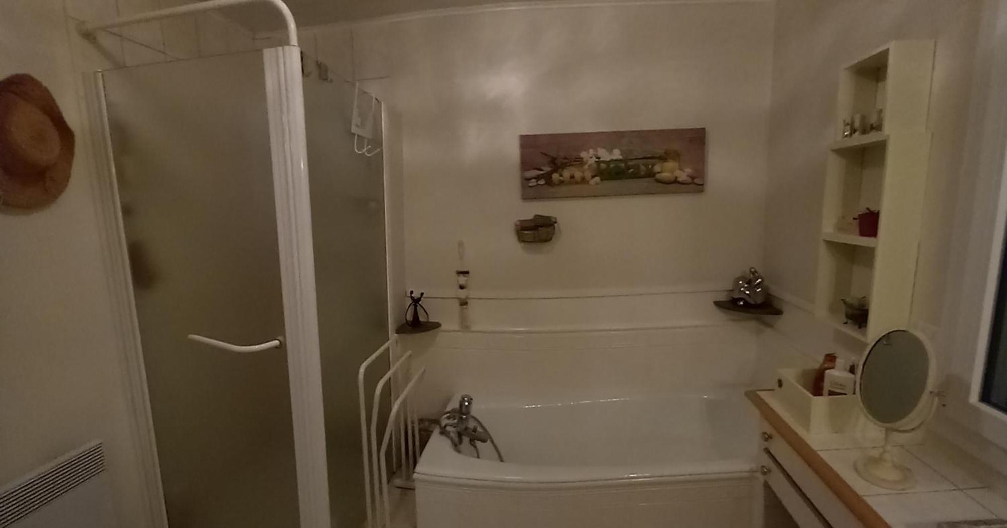 Malpas125 Quarto em Acomodações Particulares